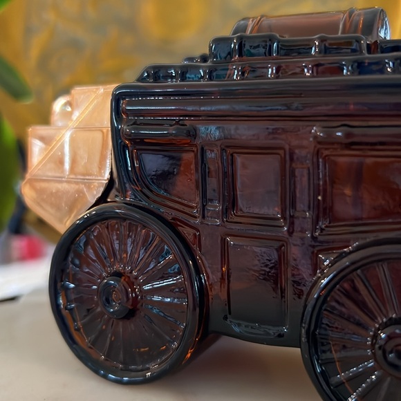 Vintage 1970’s Avon Stagecoach Oland Aftershave Carriage Decanter Glass Bottle - Picture 10 of 11